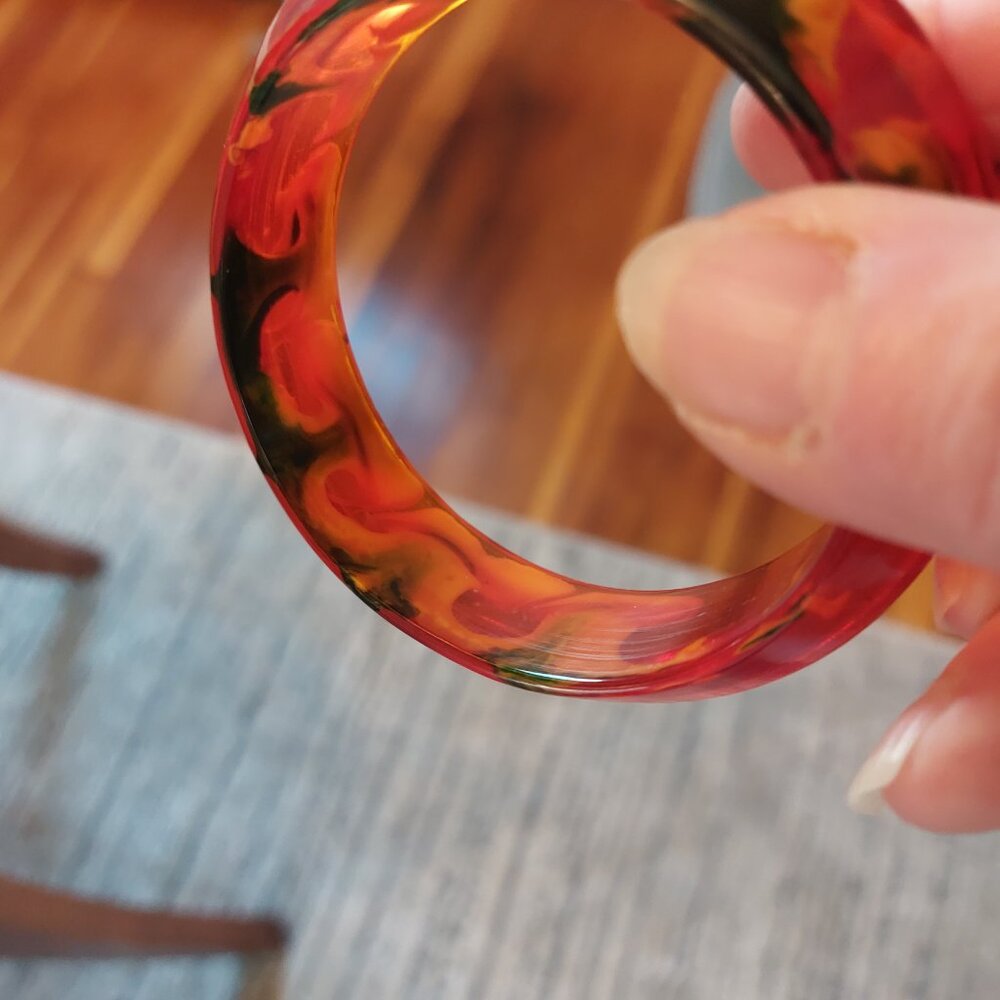 Bakelite Bangle - image 4